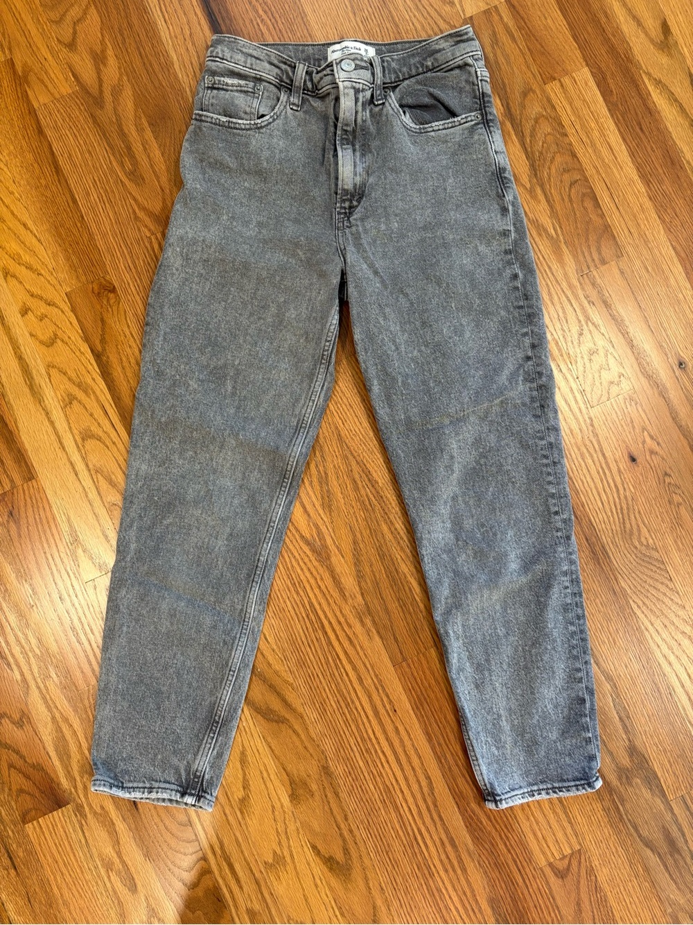 A&F Mom Jean - Picture 4 of 6